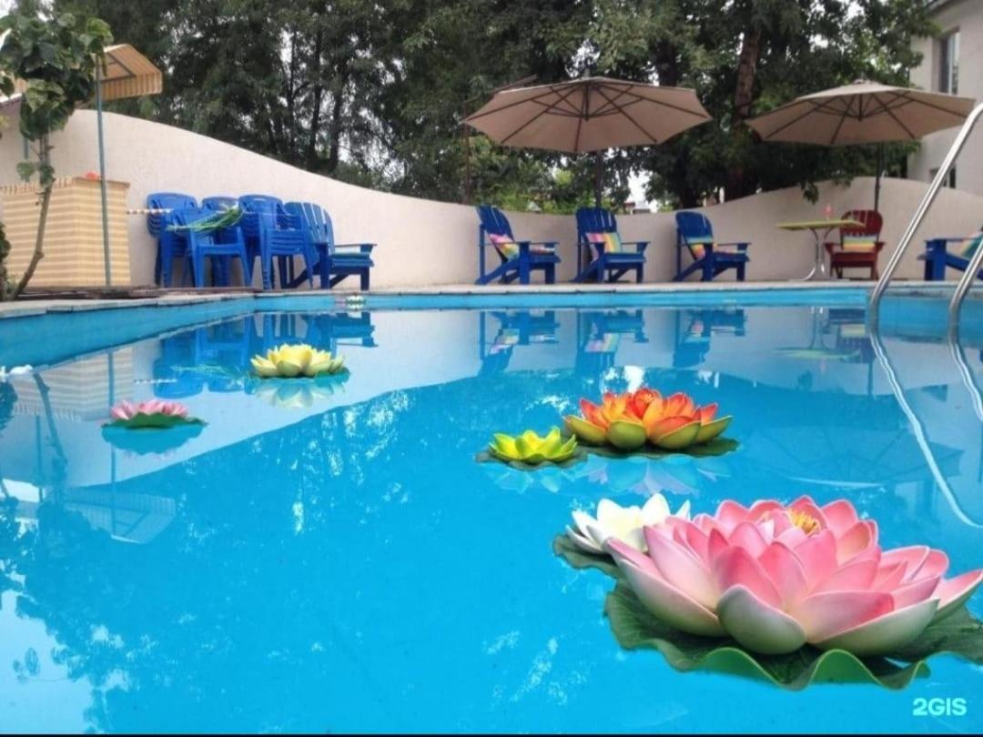Hotel Strelets Biszkek Zewnętrze zdjęcie